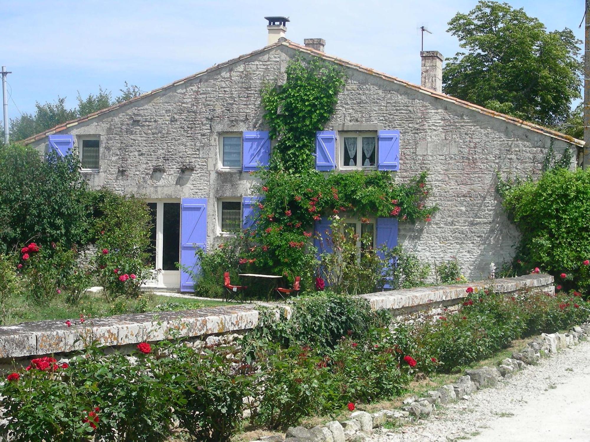 Chambres D'Hotes Entre Niort Et Marais Poitevin Bessines Exterior photo